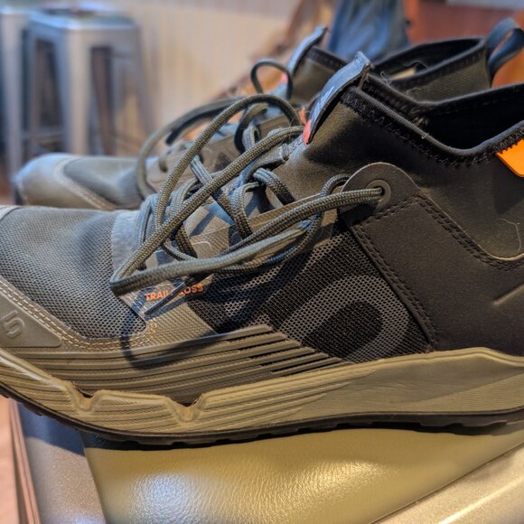 Adidas 5.10 MTB shoes size 10.5 - Picture 3 of 4